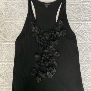 Tinley Road tank with flower detail.